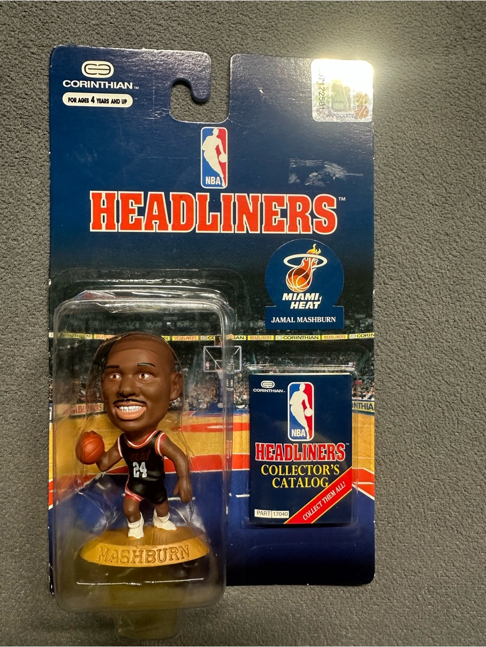 NBA Headliners Jamal Mashburn Miami Heat Figure - Black, Red, Gold